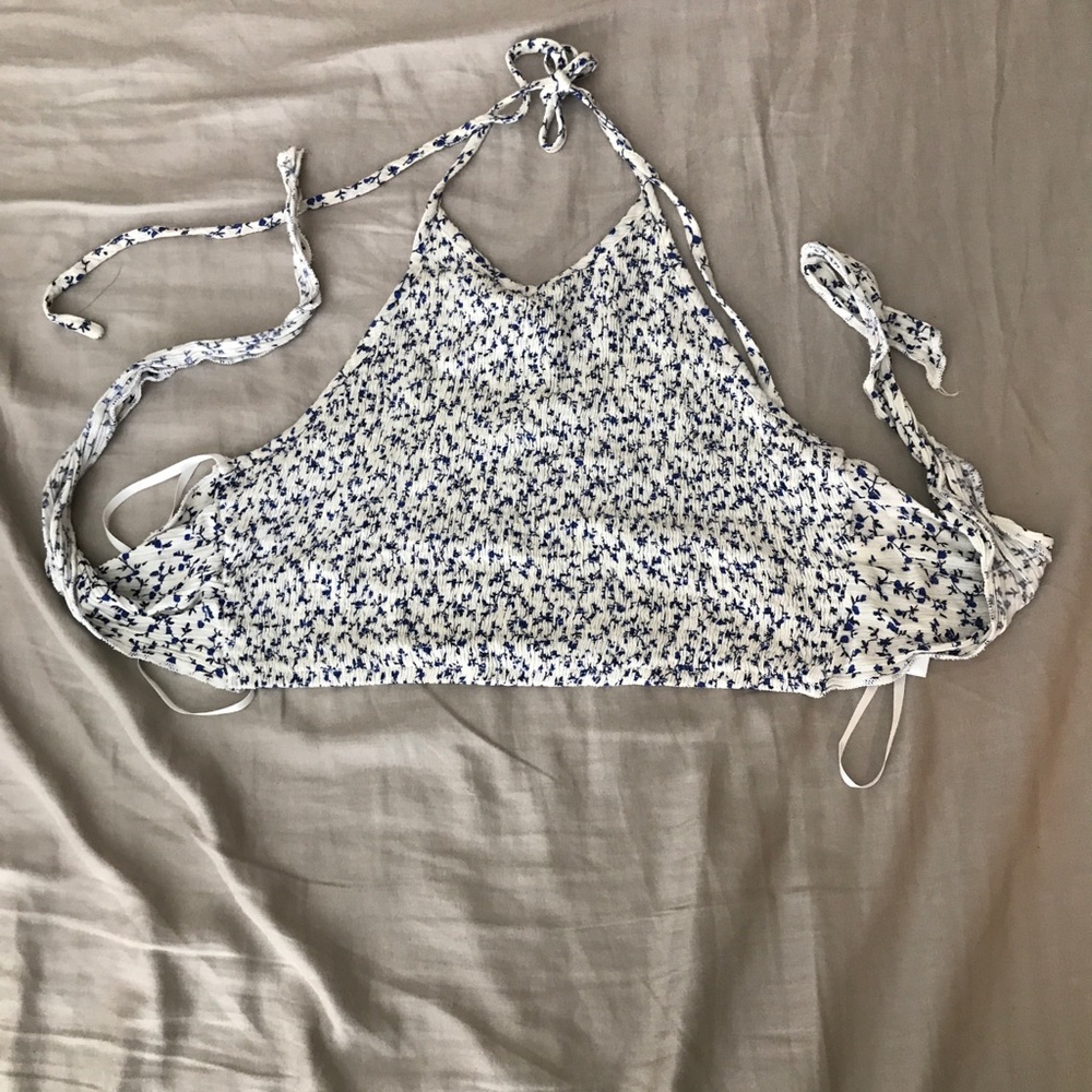 Strapy floral crop top